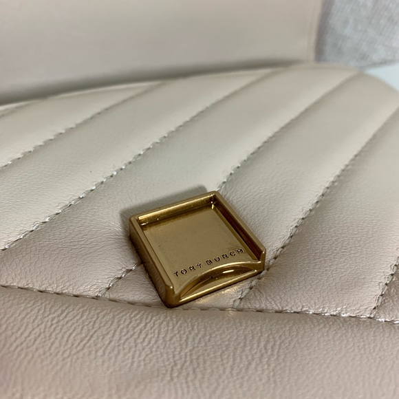 Tory Burch Kira Chevron Cream Leather Small Convertible Shoulder/Crossbody Bag - Picture 12 of 16